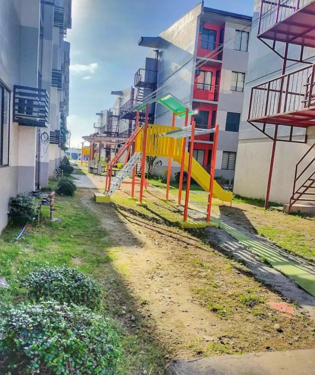 Nordic Themed 1BR Condo - 50 mbps net - Marilao Bulacan - TheRichPlacePh