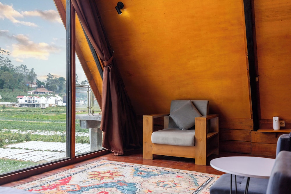 Linggayoni Cabin Dieng