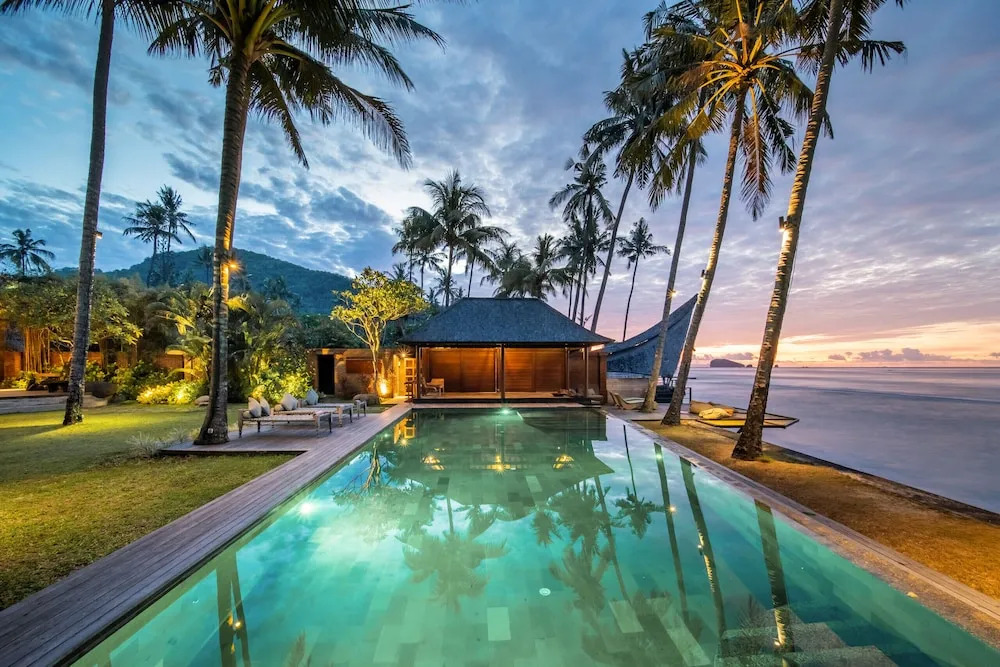 Secluded Beachfront Villa Manis, 5br, Candidasa