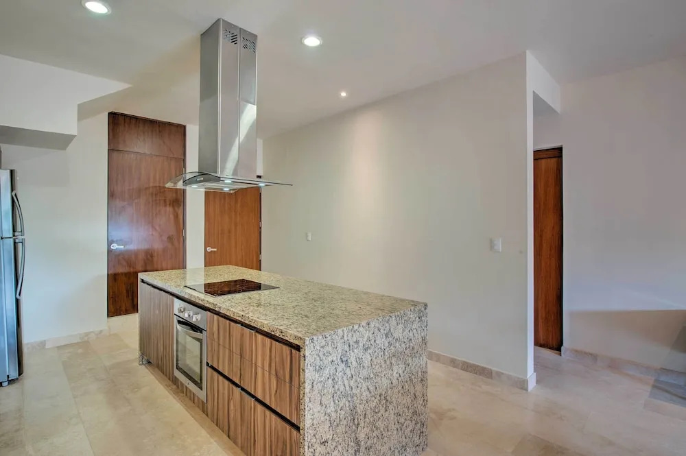 Resort-style Condo 3 Miles to Historic Tulum Ruins