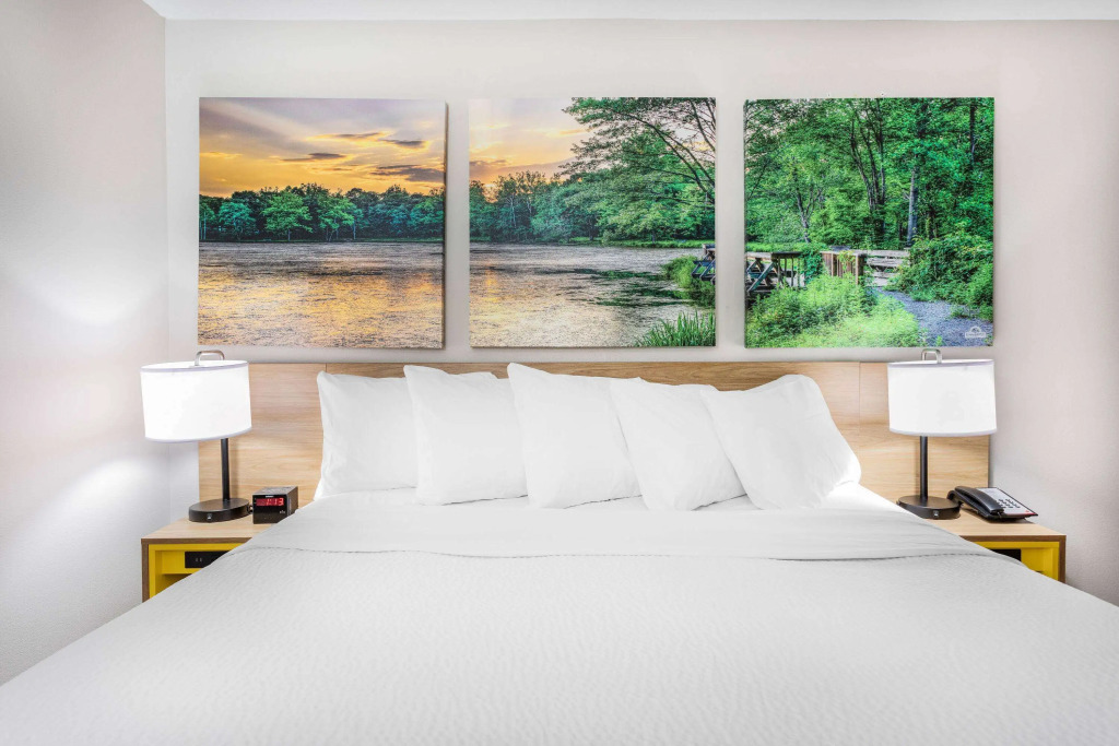Days Inn by Wyndham N Orlando/Casselberry