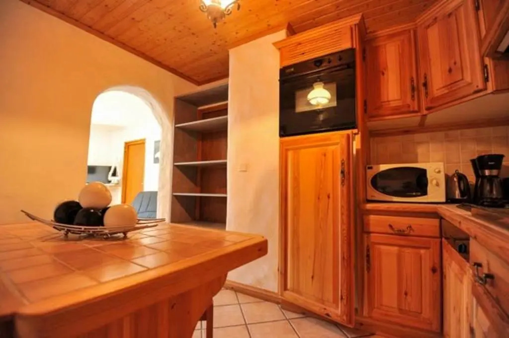 Appartement de 2 chambres a Champagny en Vanoise a 40 m des pistes avec jardin clos et wifi