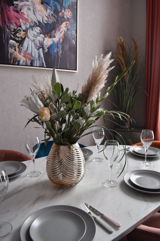 EPIC Duke Street Townhouse, City Centre Apartments