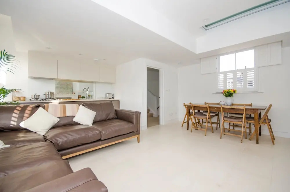 2 Bedroom Flat Near Hampstead Heath