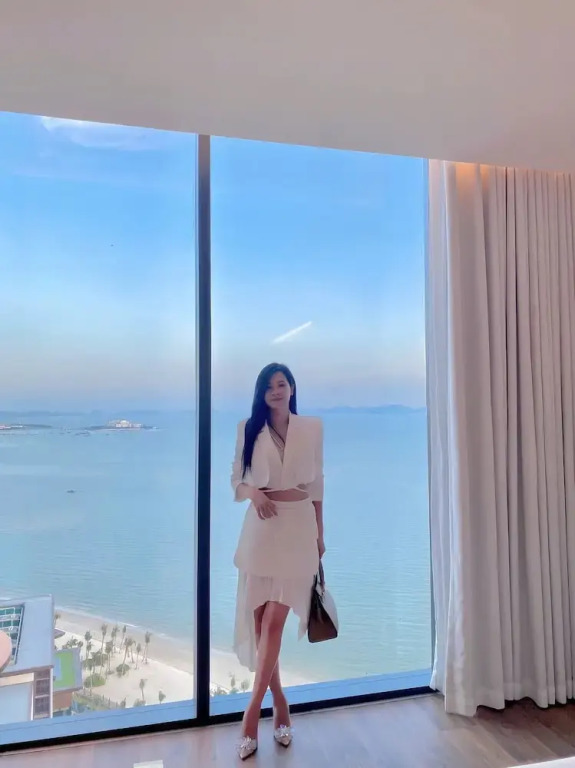 Alacarte Ha Long - sea view studio