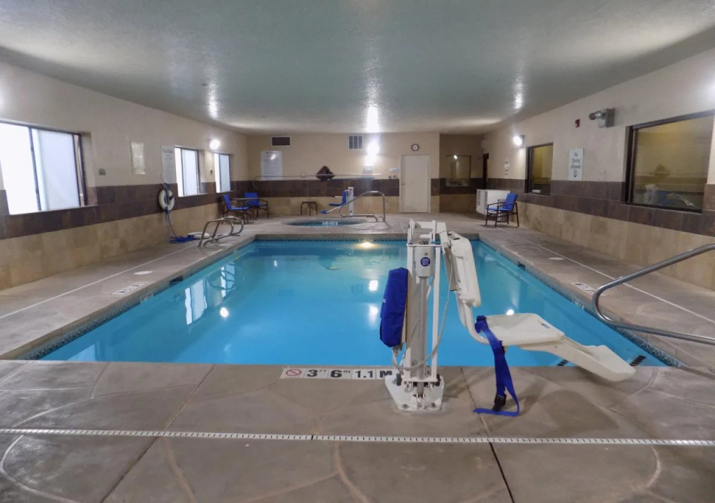 Holiday Inn Express Hotel & Suites Albuquerque - North Balloon Fiesta Park by IHG