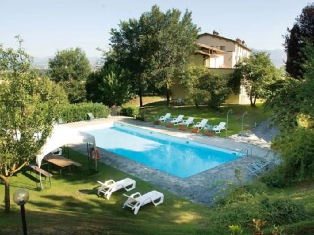 Scenic Apartment With Shared Pool