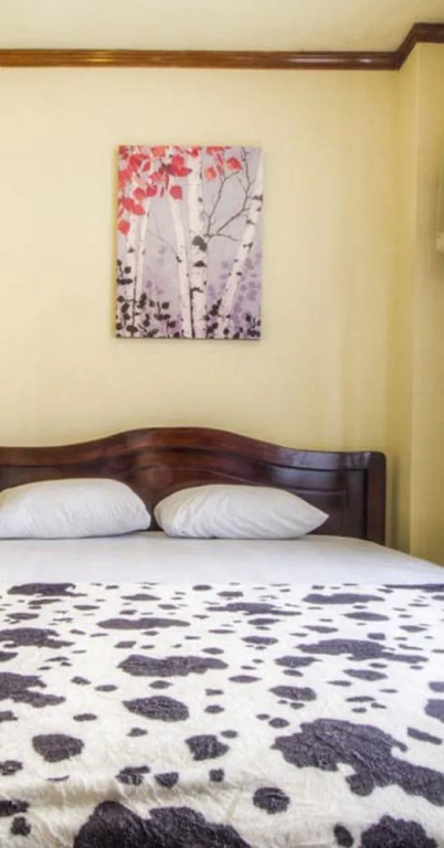 Golden Mar Hostal