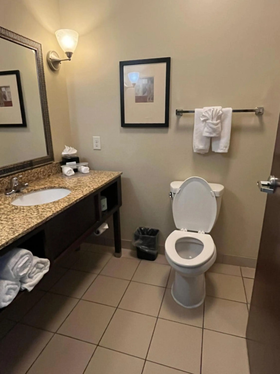 Holiday Inn Express & Suites Deming Mimbres Valley by IHG
