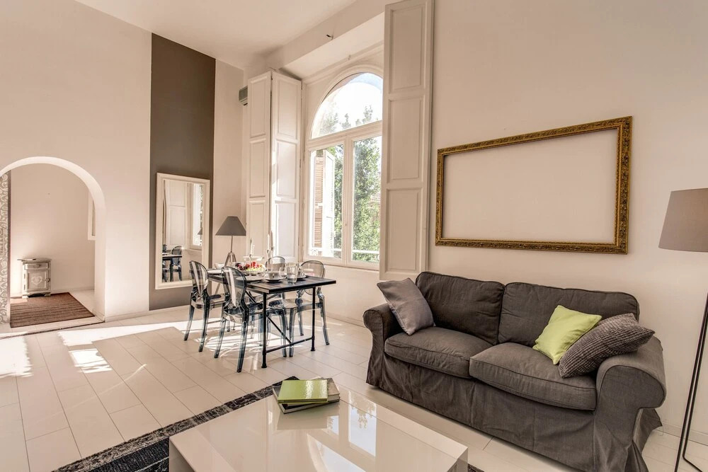Aweshome - Spagna White Fair Loft