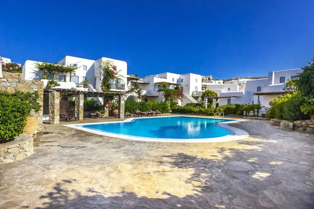 Ornos Apartments