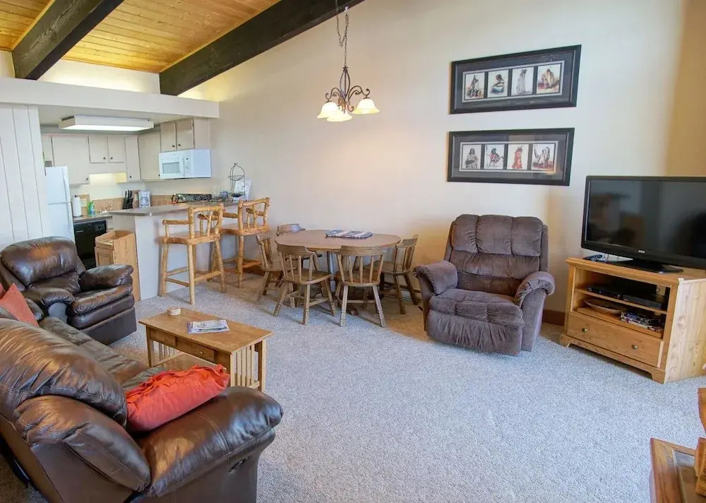 Storm Meadows Club B-413 (202782-5337) - 2 Br Condo