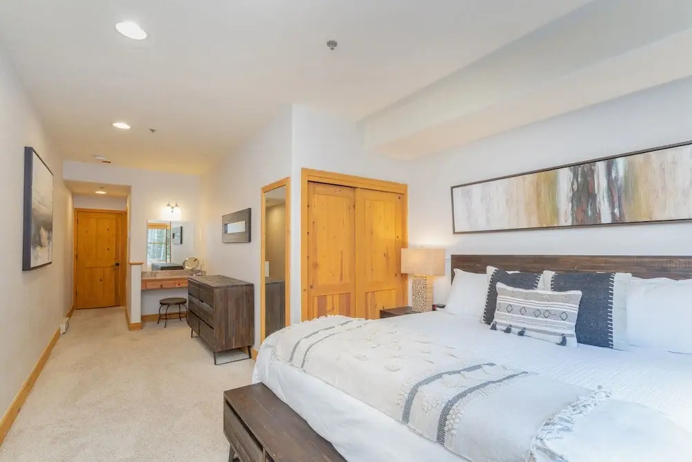 Bear Creek Lodge 201 3 Bedroom Condo