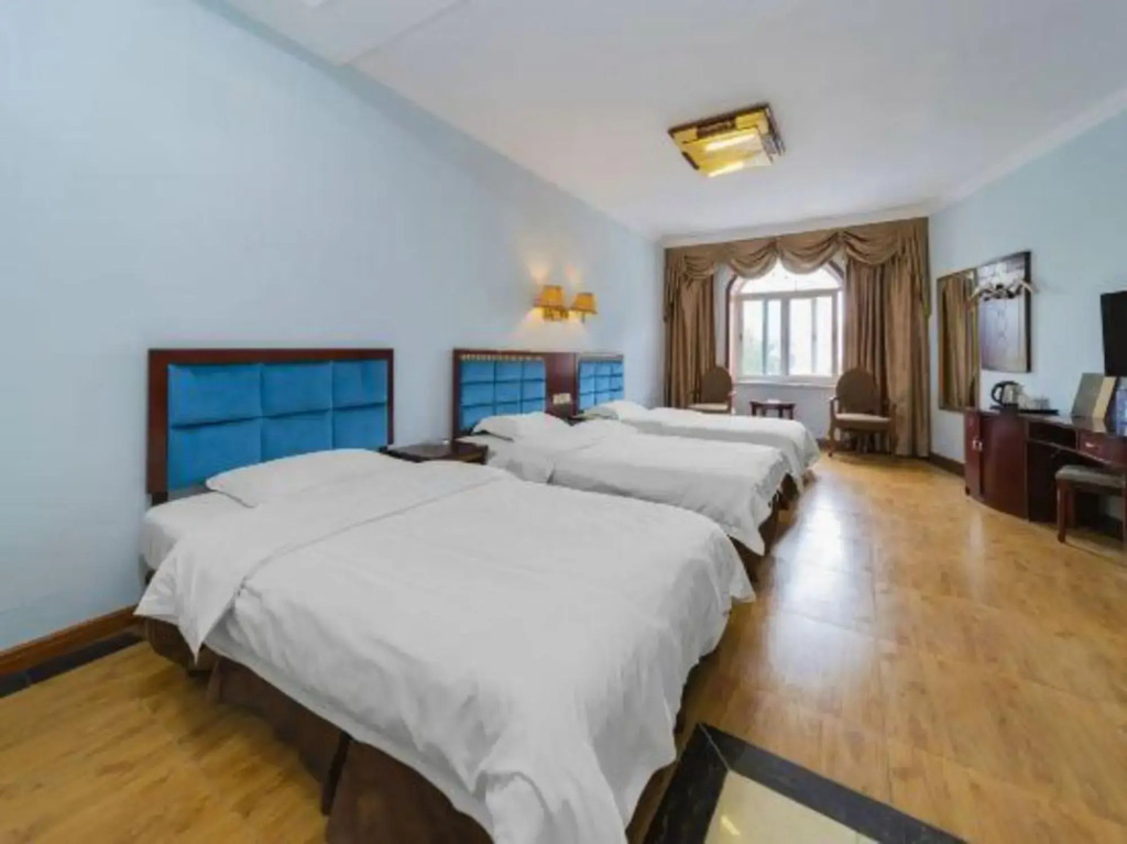 Bashu Business Hostel