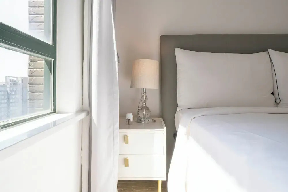 Tyms Elegant 4BR 2BA Apt Xujiahui Malls