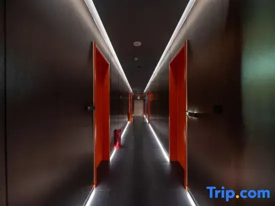 Shousheng E-sports Hotel (Kaifeng Qingming Shangheyuan Longting Branch)