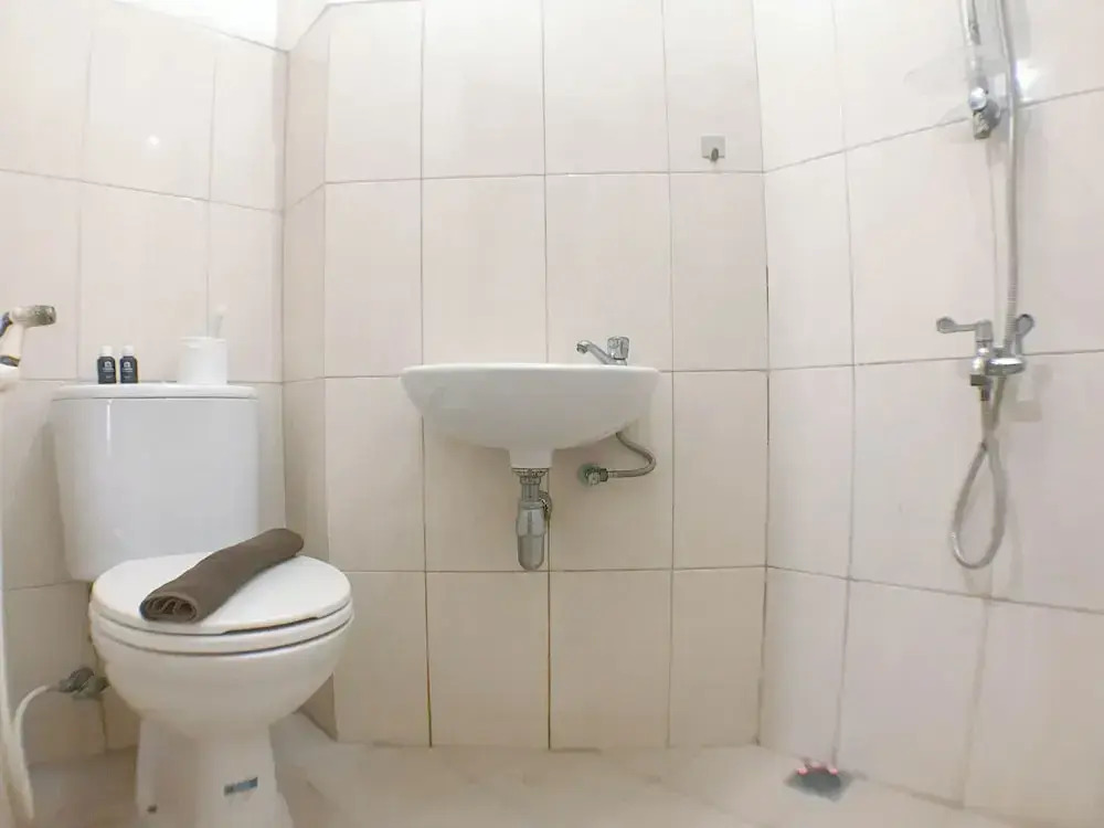 Wonderful 1Br Without Livingroom At Pavilion Permata Apartment
