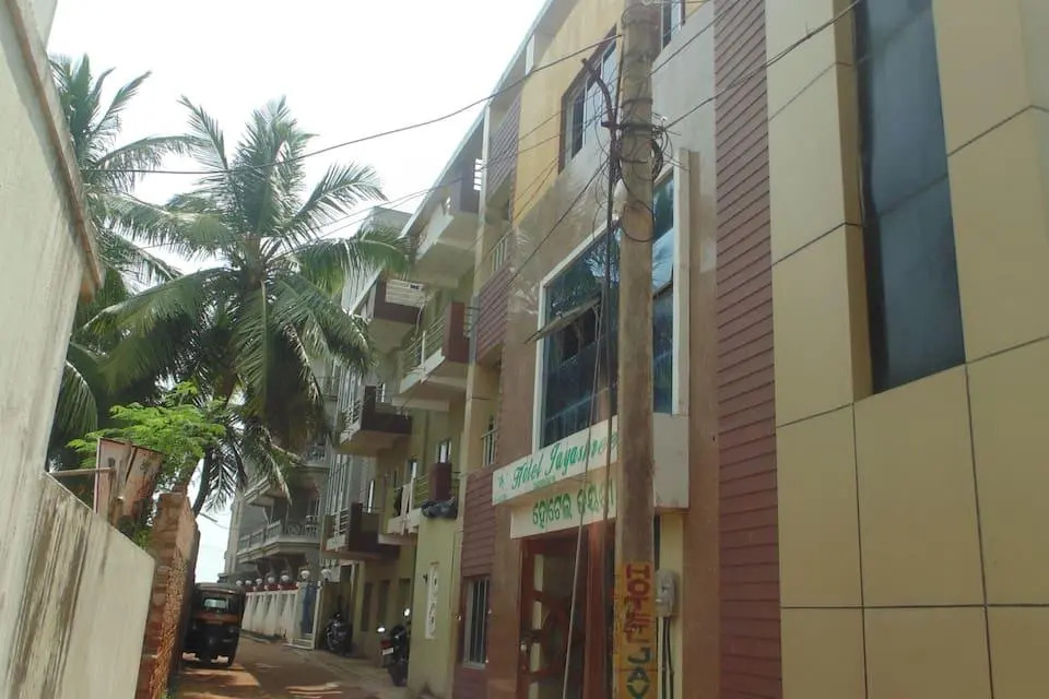 SPOT ON PUR343 Hotel Jeevisha