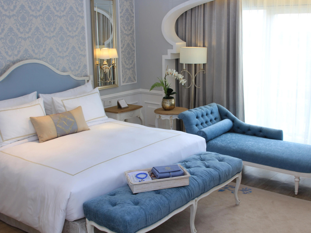 Noor Hotel