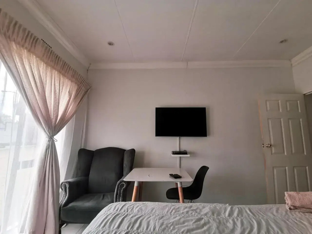 S.K.E Guest House