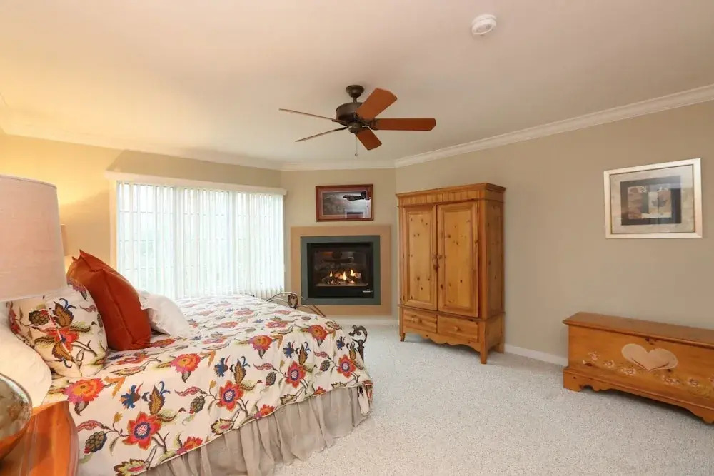 Upscale 3BR Topnotch Overlook