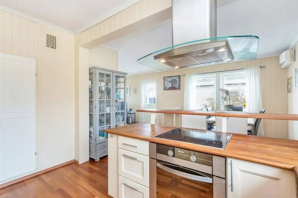 StayPlus 3BR City Apartment With Garden