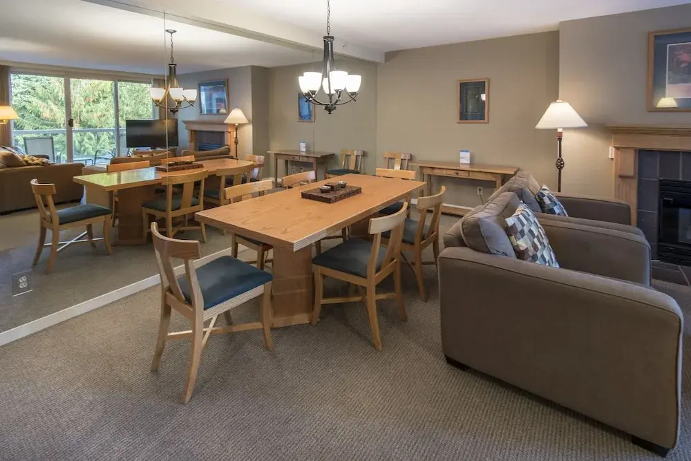 Woodrun Lodge 209 by Outpost Whistler