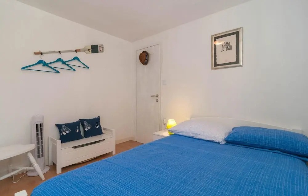 Nice Home in Povlja With 2 Bedrooms and Wifi