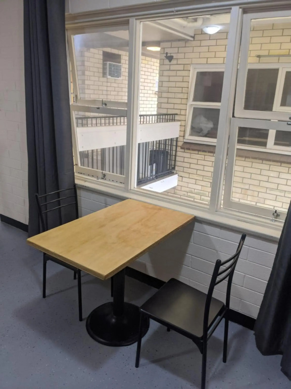 Adelaide Motel & Backpackers