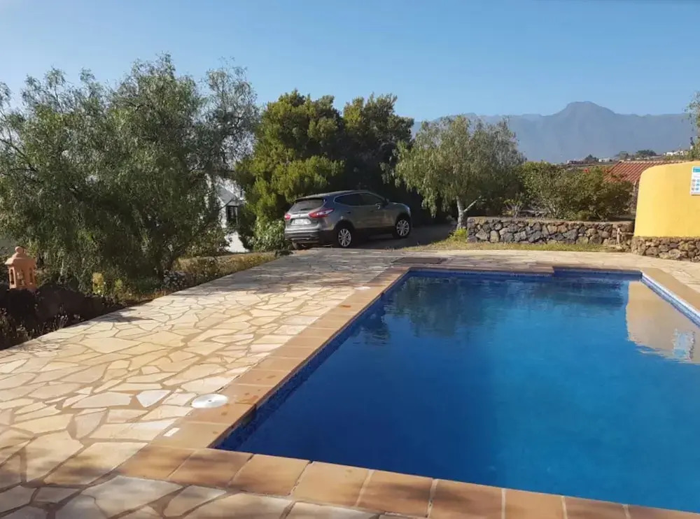 Studio In Los Llanos, With Wonderful Mountain View, Pool Access, Furni