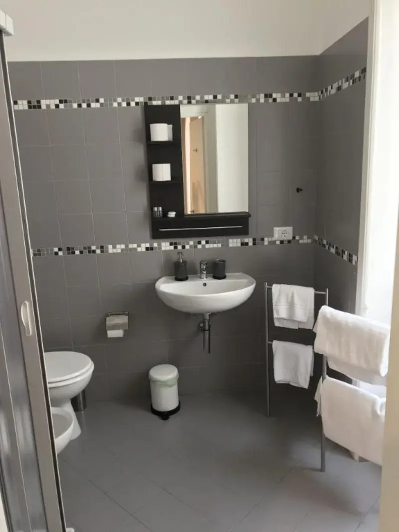 B&B Salerno Center