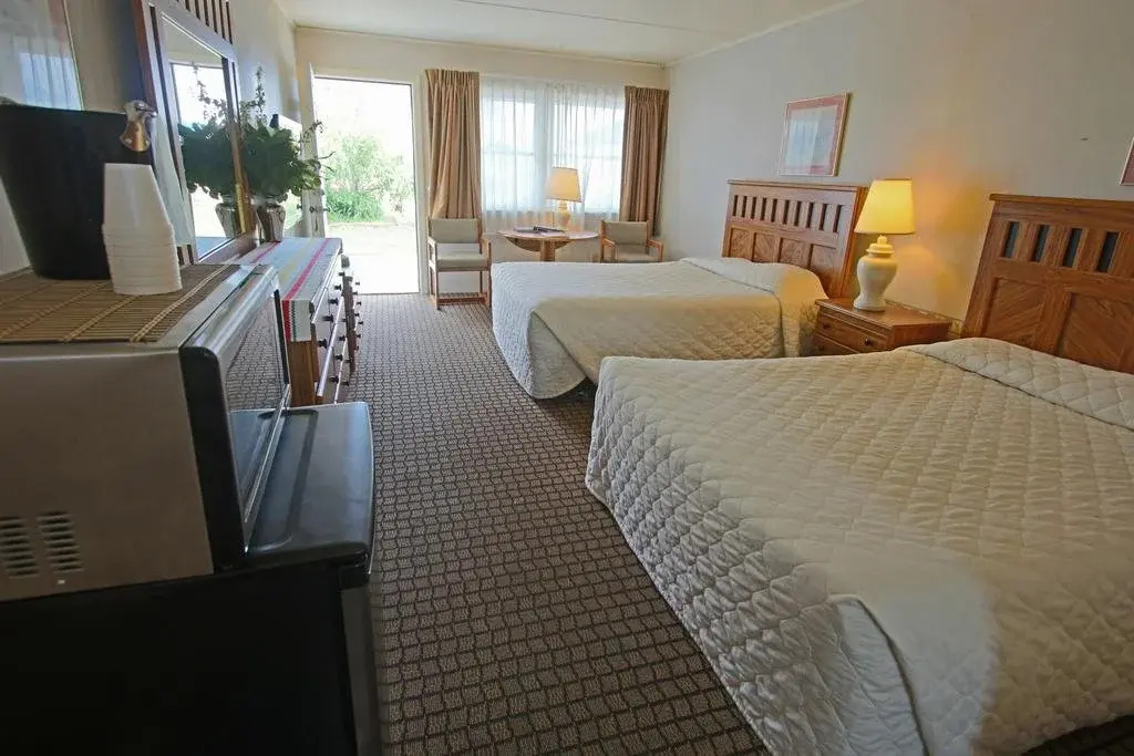 Colton Court Motor Inn