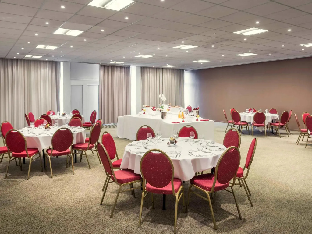 Mercure Paris Le Bourget Aeroport