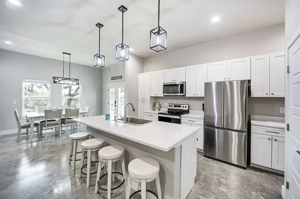 Canyon Lake Home w/ Private Deck: 5 Mi to Marina!, Canyon Lake