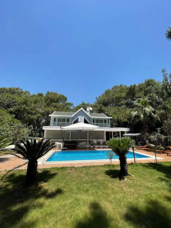 Very Special Villa, 6 and 3 Great For Family Reunions