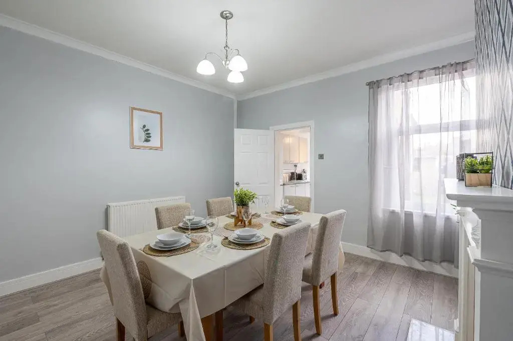 Kingsway Property