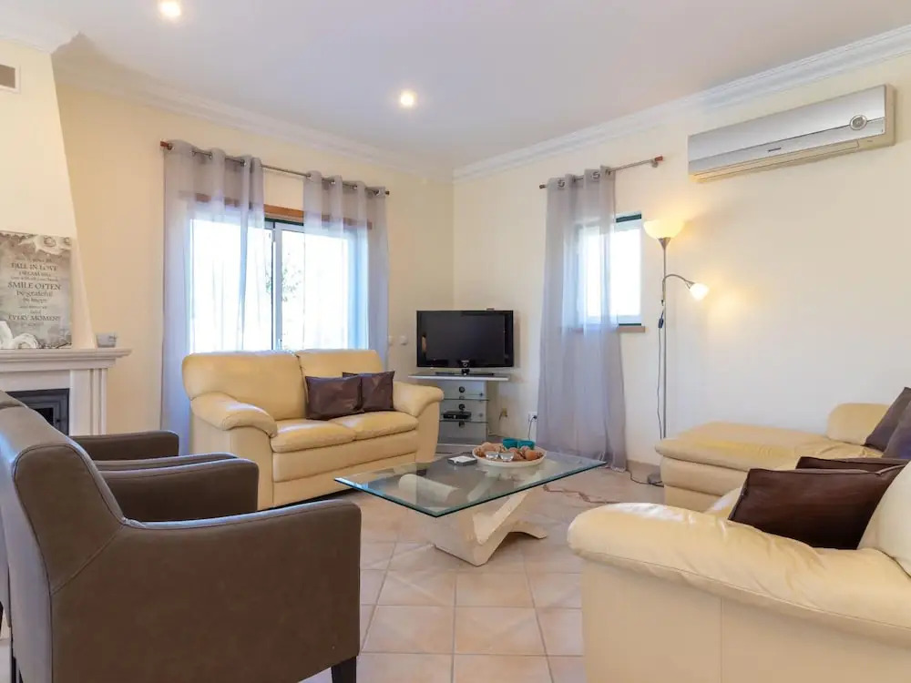 Luxury Villa in Albufeira With Heated Private Pool