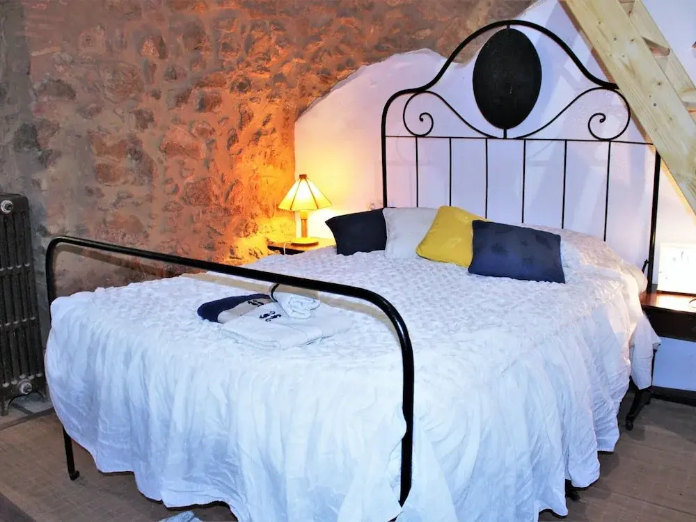 Holiday Home in Catalonia Near Cala Pedrosa Beach