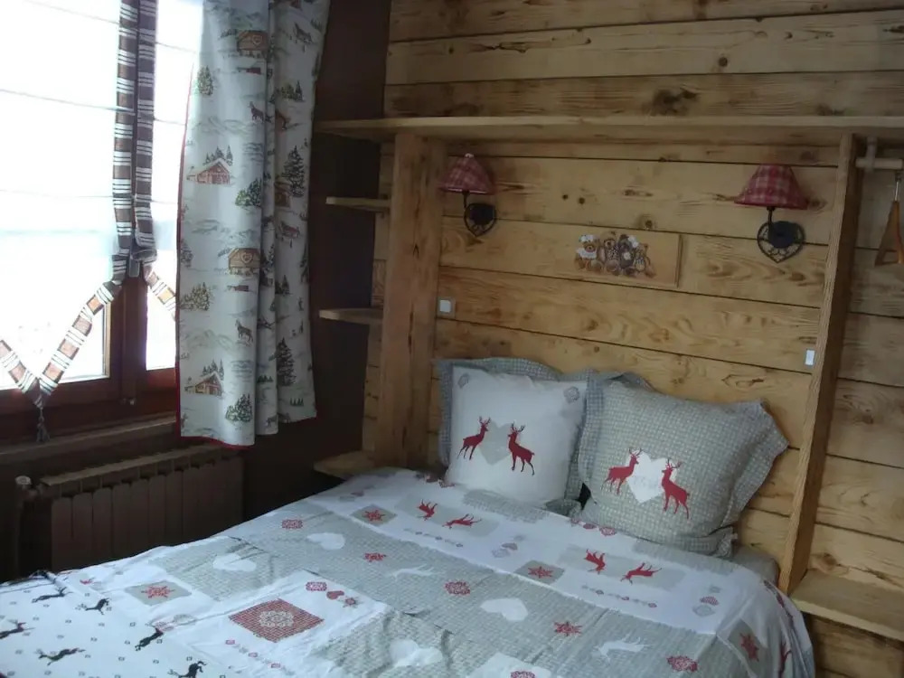 Chambres dHôtes Chalet de la Source