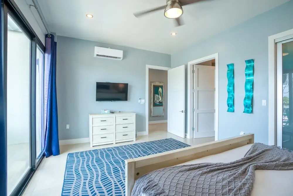 Oceanfront Sunset Gecko Condo - Second Floor 2B