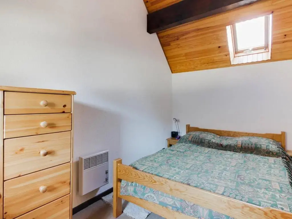 Appartement Esquièze-Sère, 3 pièces, 4 personnes - FR-1-402-82