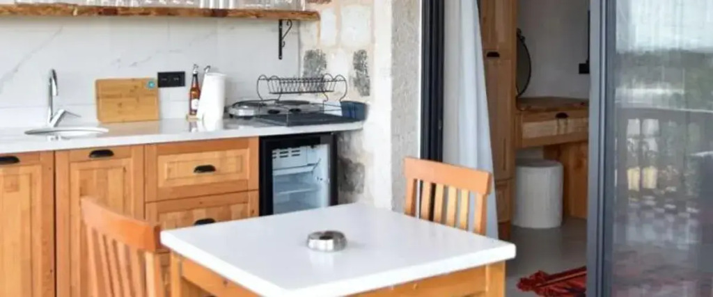 Anatolia taş ev apart kapaklı