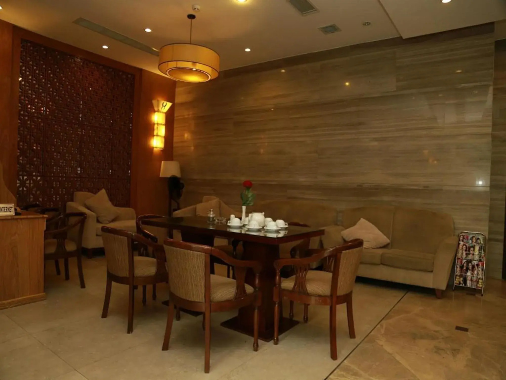 A25 Premium Hotel - 180 Nguyen Trai