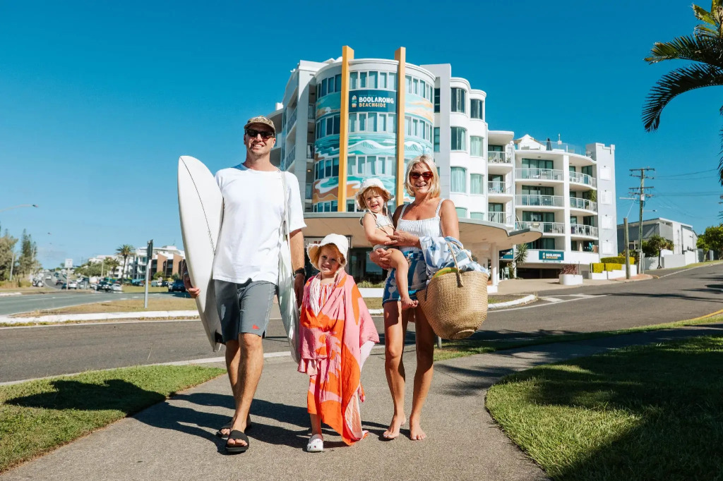 Grand Palais Boolarong Beachside Apartments