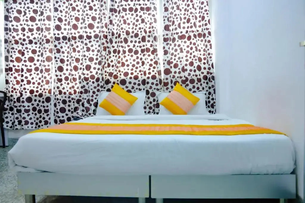 Hotel NewTech Near New Delhi Railway Station