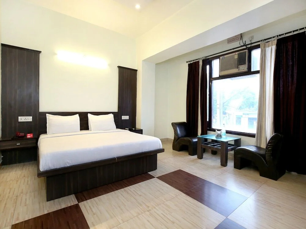 Trumpets Hotel by OYO Rooms