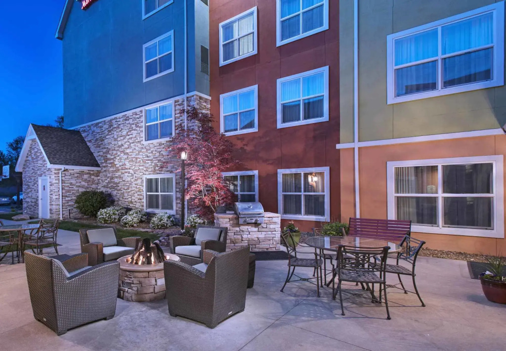 Fairfield Inn & Suites Columbia