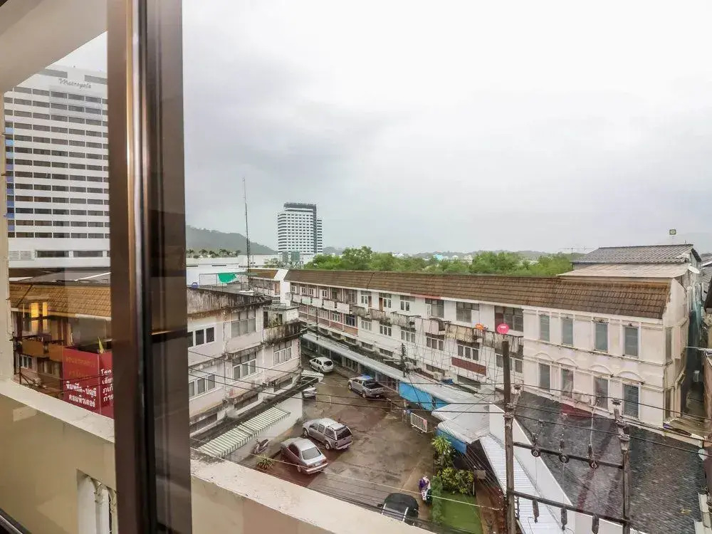 NIDA Rooms Talat Yai Robinson