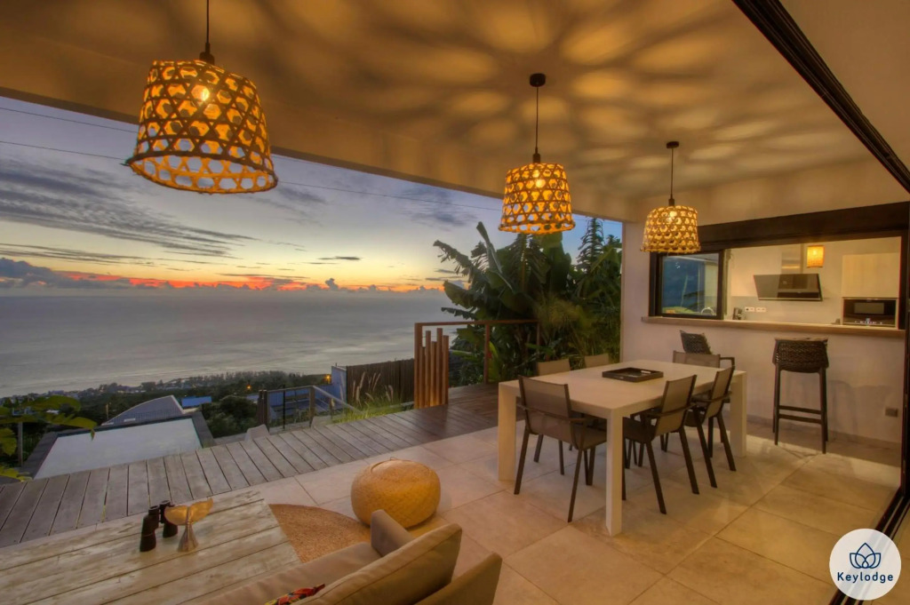 Villa Paloma 4 étoiles avec Piscine et Vue exceptionnelle sur l'ocean à Saint-Leu