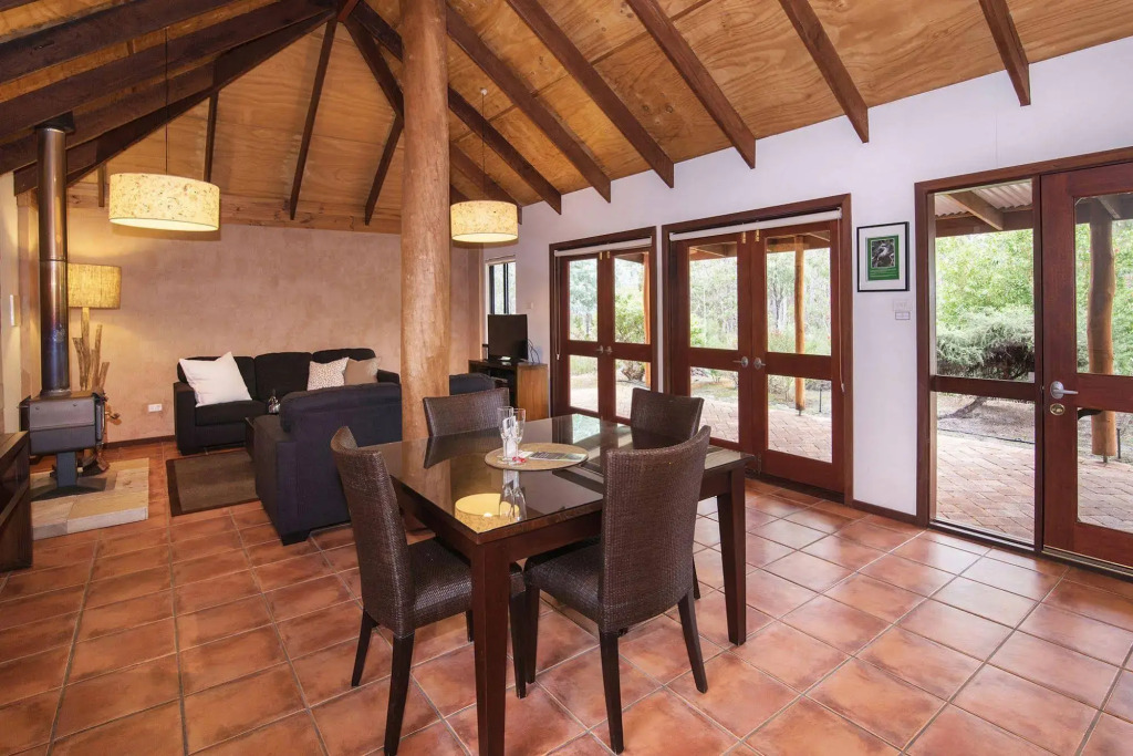 Forest Rise Chalets and Lodge